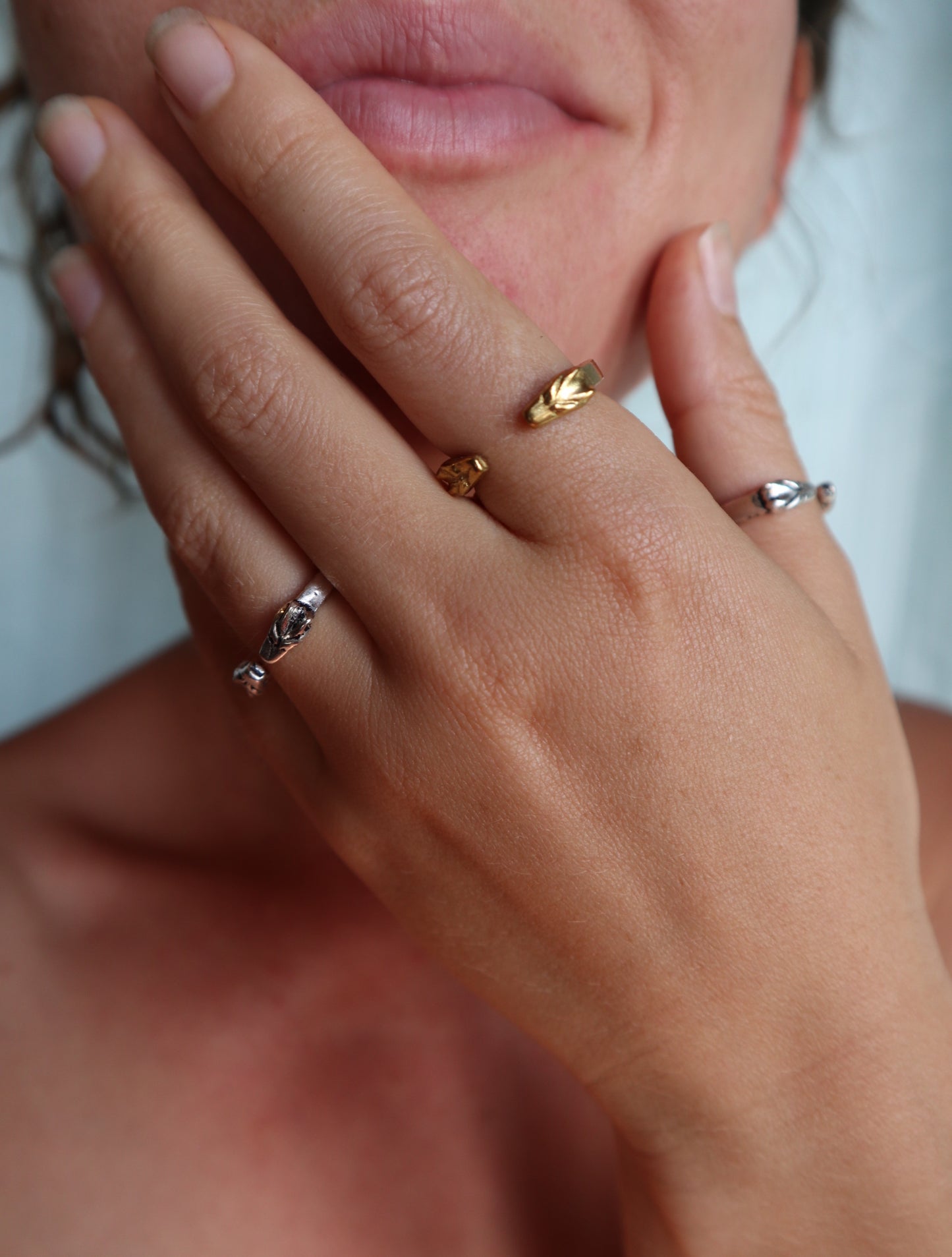 Messingring mit küssendem Drachen