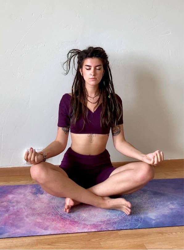 Divine Crown Chakra Maia Top