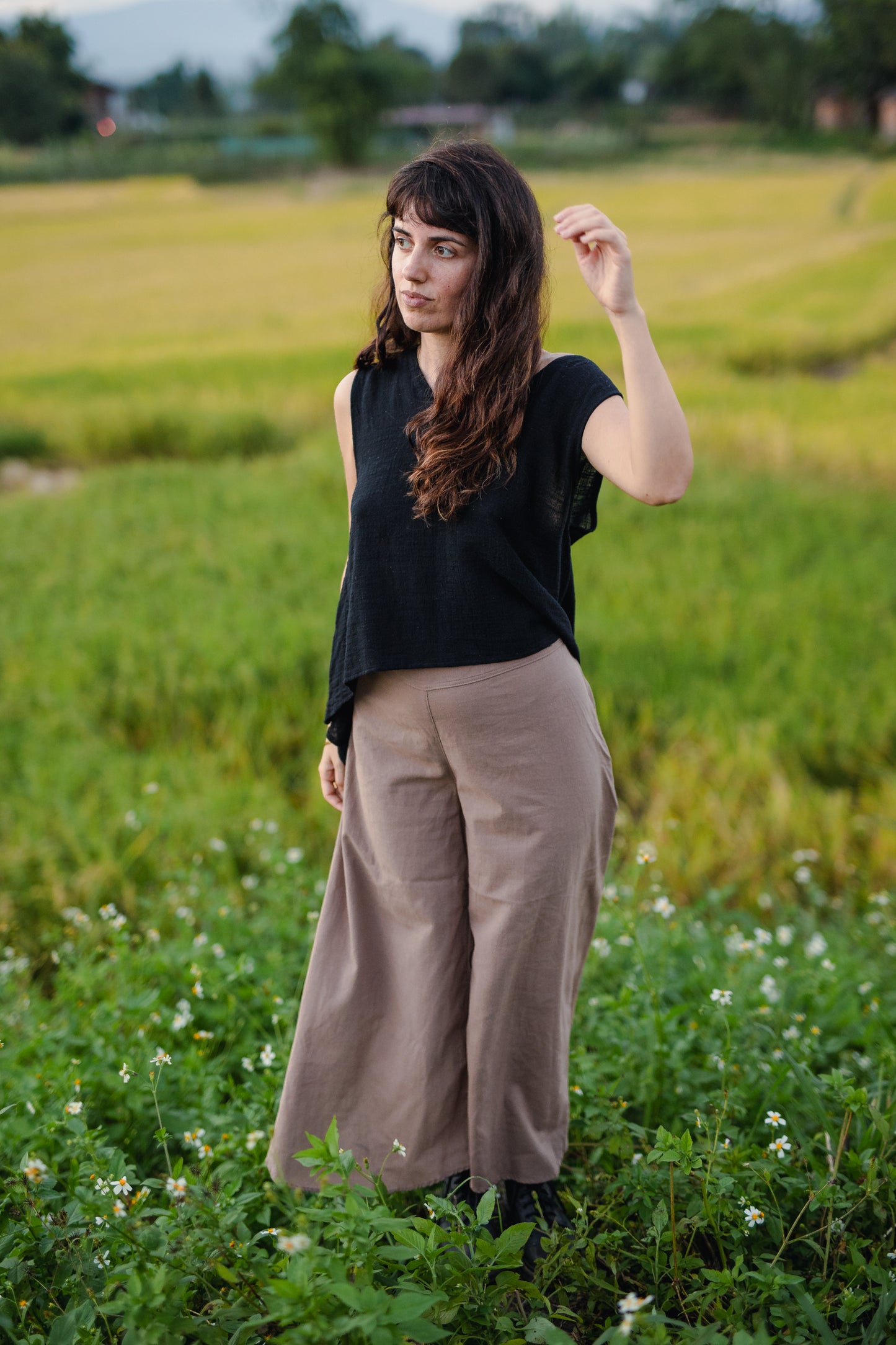 Reversible Bamboo Obsidian Black White Eva Top