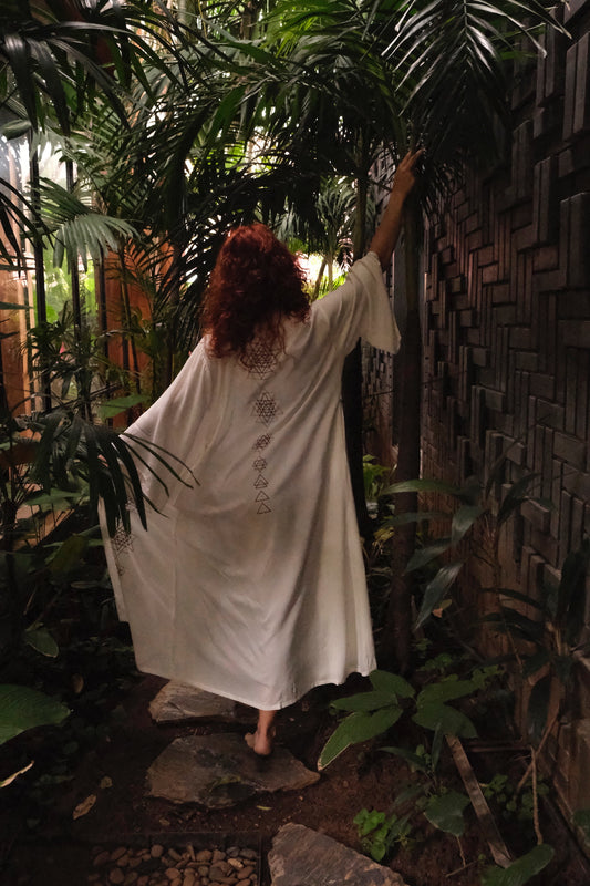 Sri Yantra / White Pacha Mama Unisex Block-printed Long Kimono