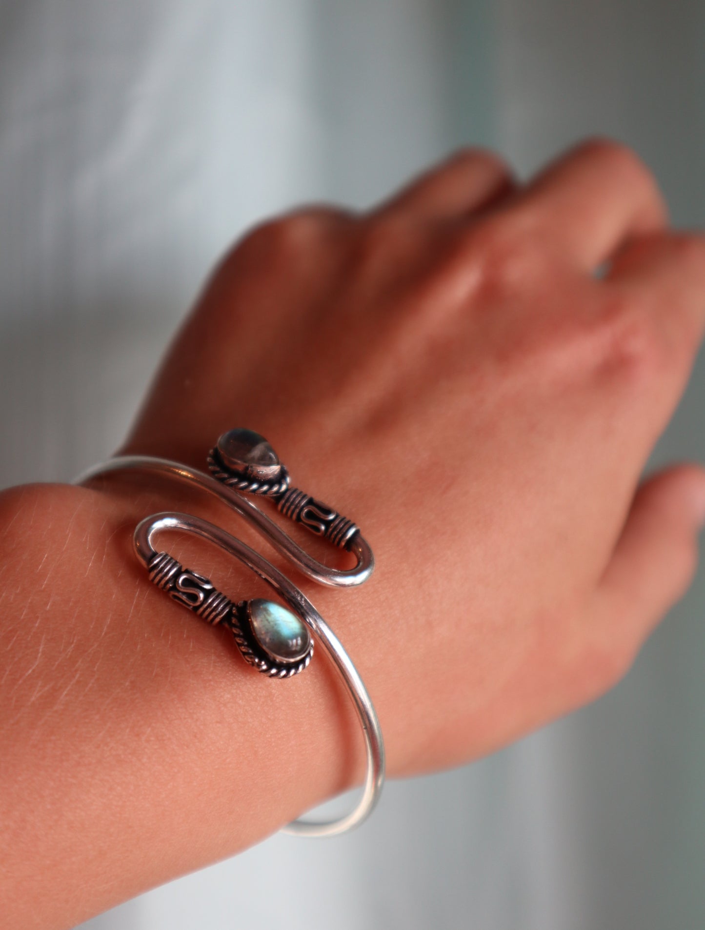 Goddess smile set: ring and bracelet